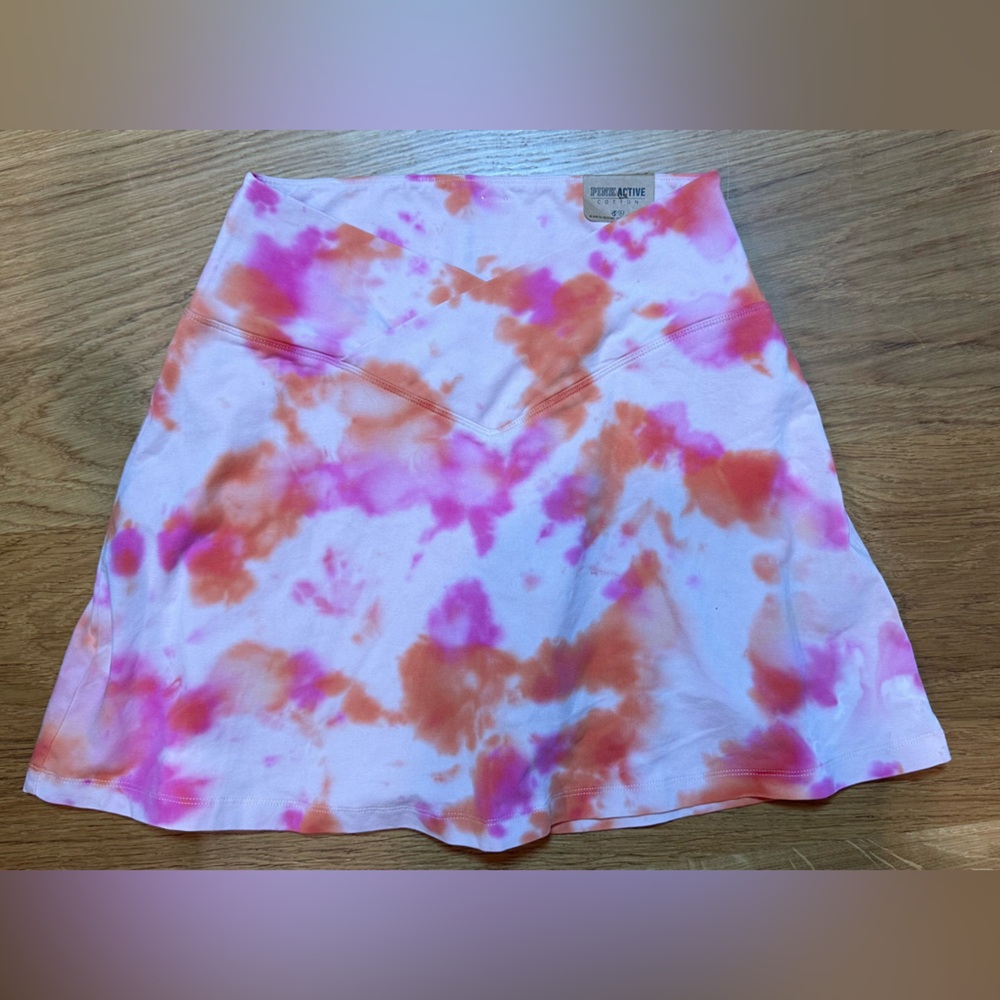 💚 NWT PINK Victoria's Secret High Waist V-Crossover Skort Peach/Pink Tie Dye 💚 - Picture 3 of 3